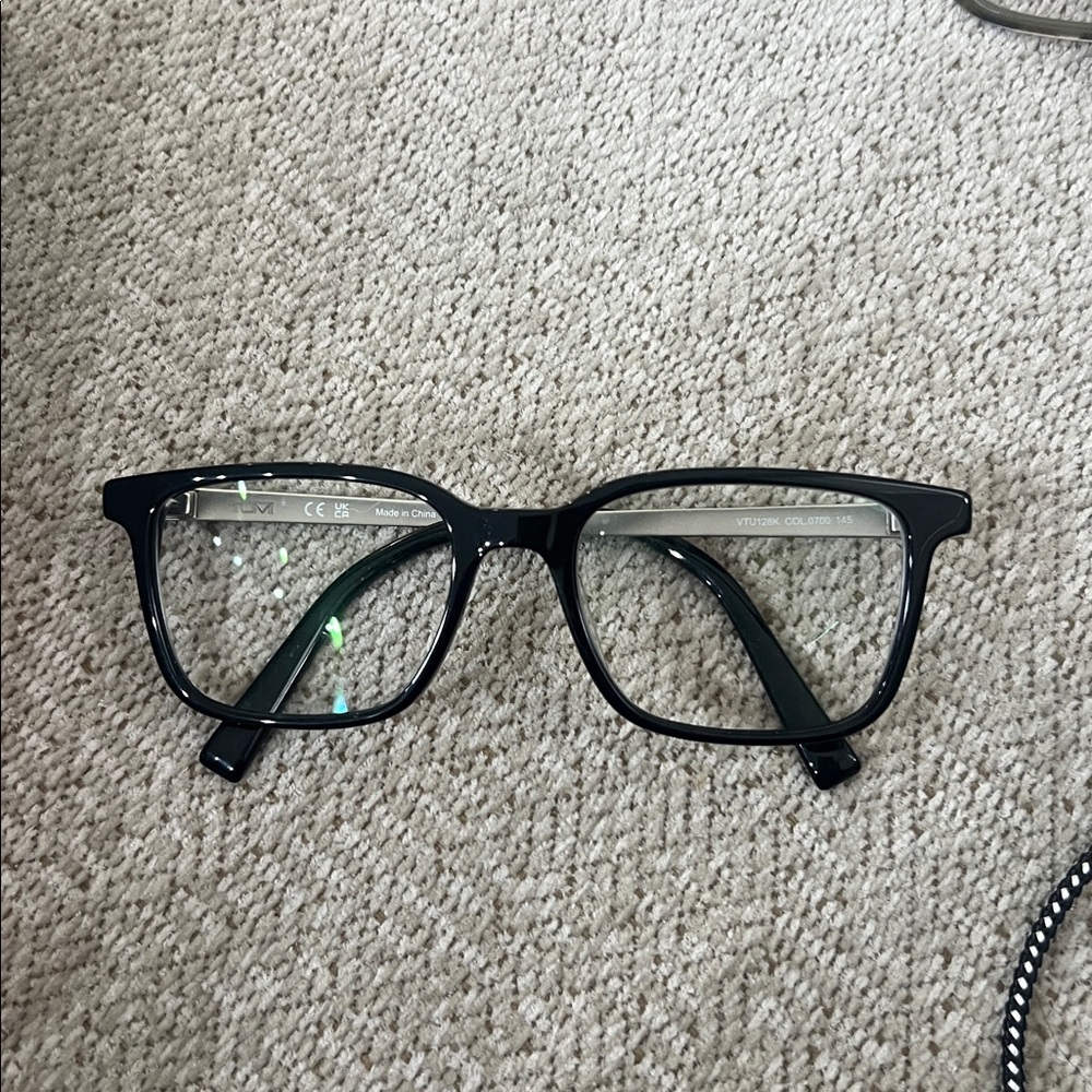 Tumi Black and sliver arm logo  Eyewear frame